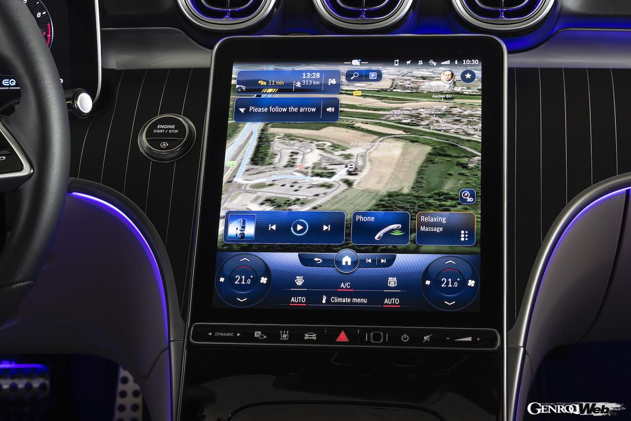 メルセデス・ベンツ C 200 4マティック オールテレインのナビゲーションディスプレイ