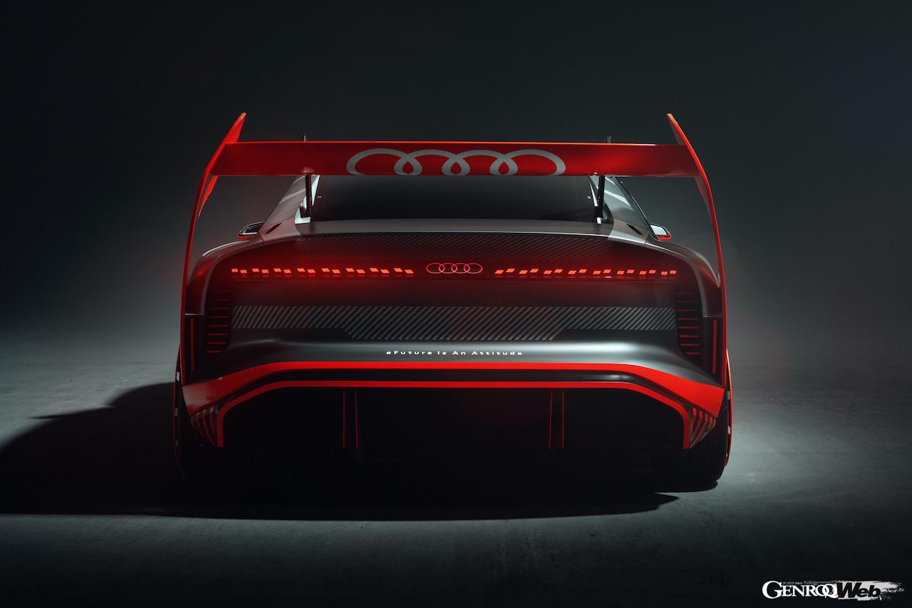 現代に蘇ったスポーツクワトロ S1、ケン・ブロックが「アウディ S1 e-tron クワトロ フーニトロン」をドライブ