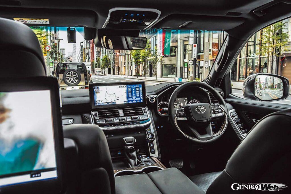 トヨタ ランドクルーザー ZXのインテリア