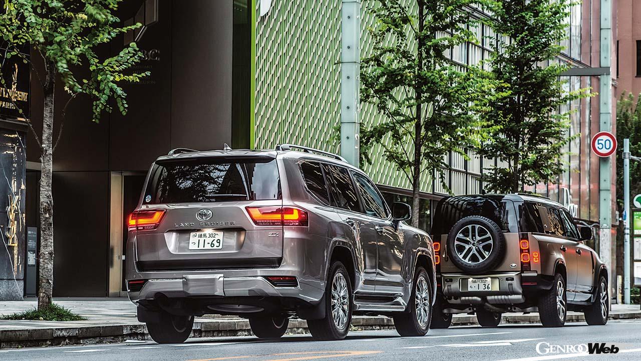 トヨタ ランドクルーザー ZXとランドローバー ディフェンダー 110 X D300のリヤスタイル