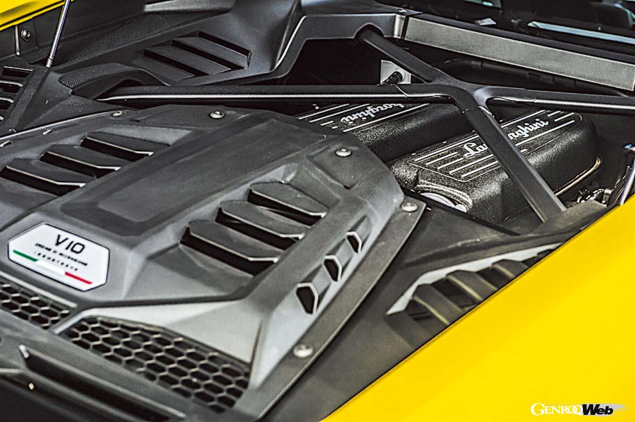 ランボルギーニ ウラカンEVO フルオ・カプセルのエンジン