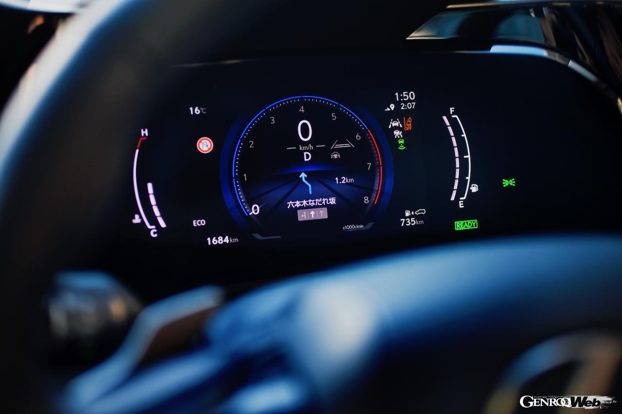 新型レクサス NX。NX350hのメーターディスプレイ