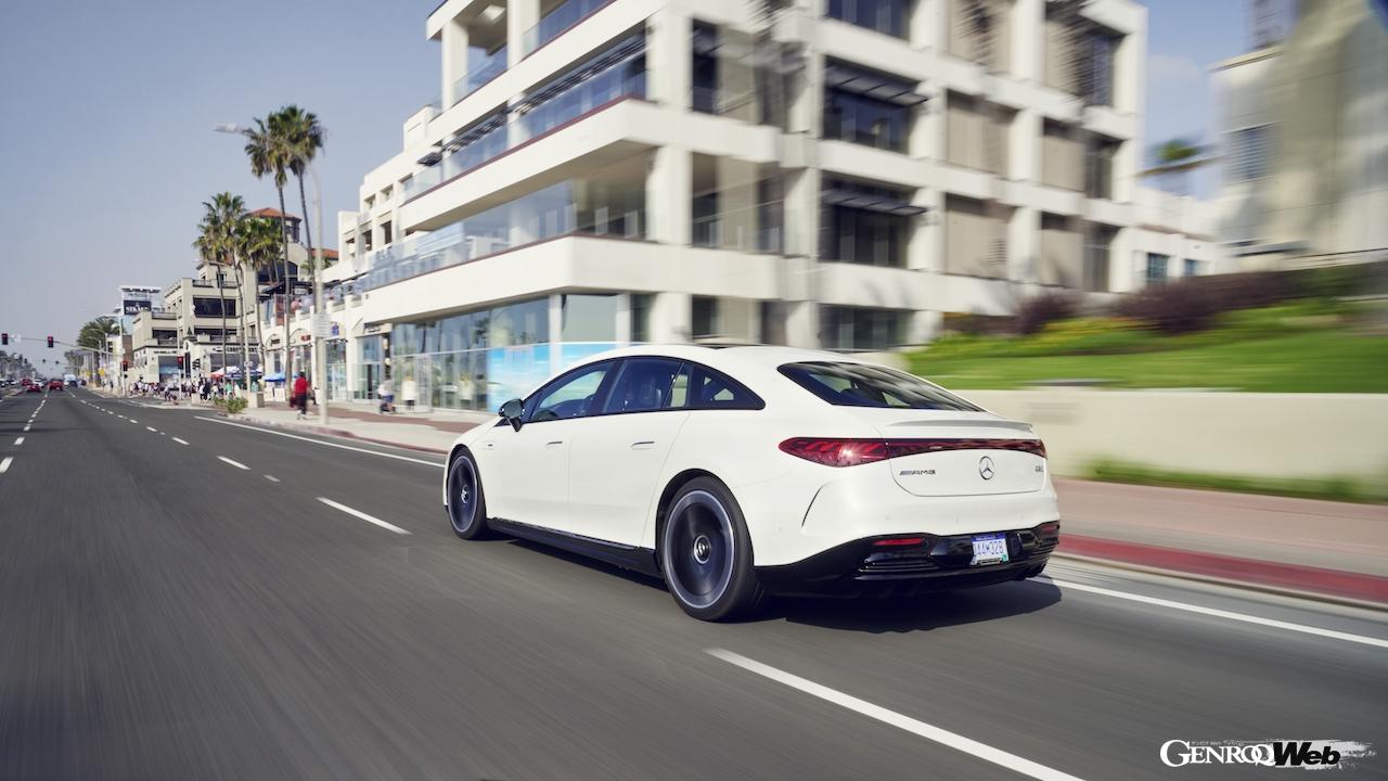 メルセデスAMG EQS 53 4マティック＋。リヤビュー