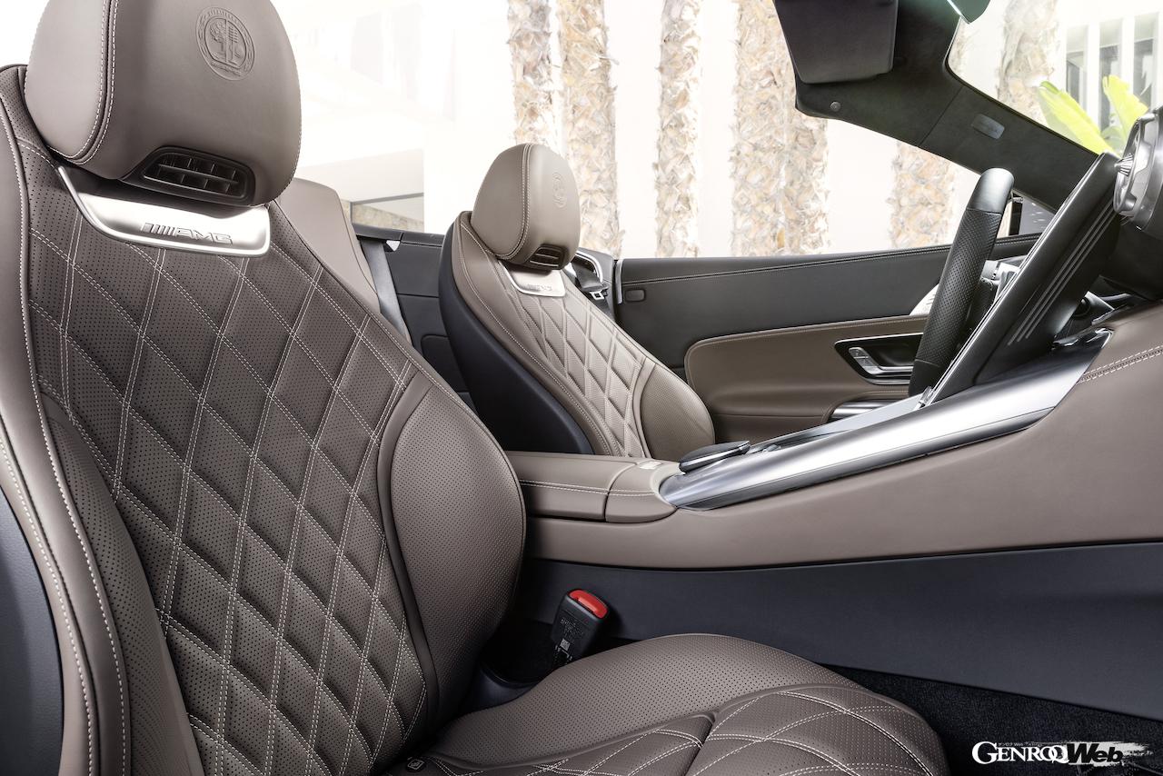 新型メルセデスAMG SL 55 4マティックプラスのシート