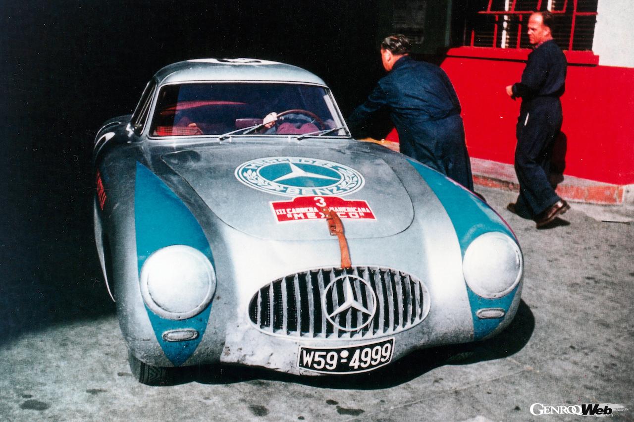1952年のカレラ・パナメリカーナ・メヒコに参戦した300 SL（W194）