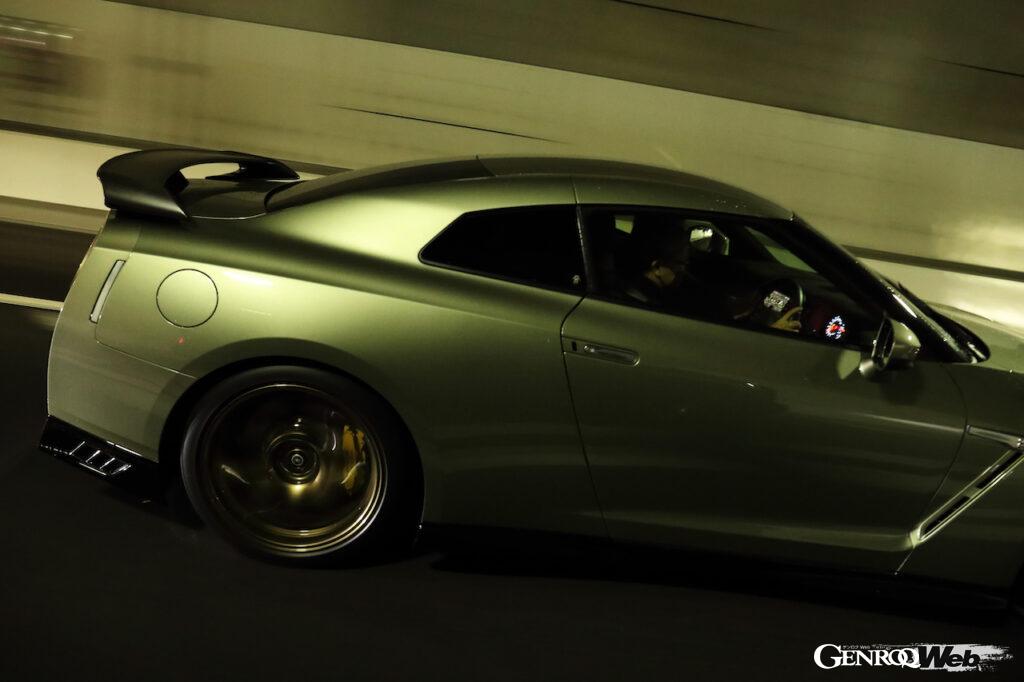 日産 GT-R 2022年モデルの特別仕様車“Tスペック”のサイドビュー