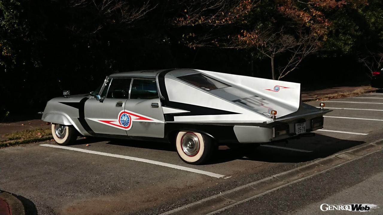 ウルトラセブンの劇中車「ポインター」のリヤスタイル
