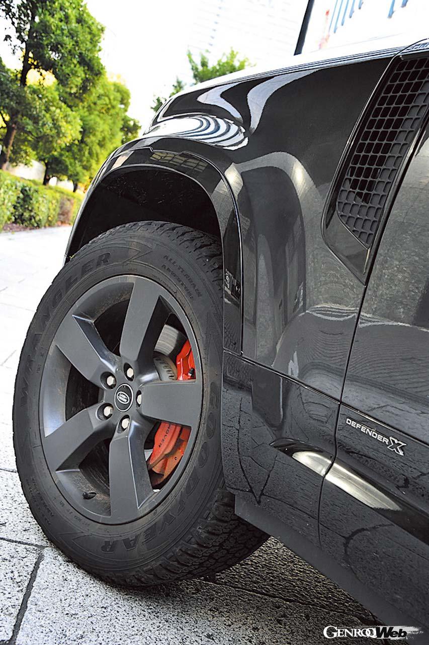 ランドローバー ディフェンダー 110 X D300のホイール