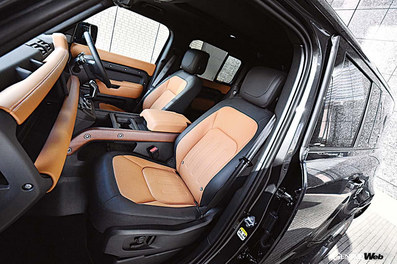 ランドローバー ディフェンダー 110 X D300のフロントシート