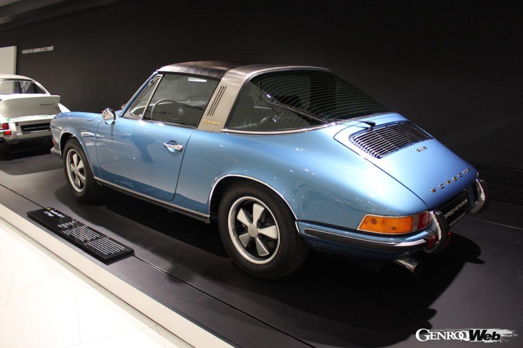 ポルシェ 911 S タルガのリヤスタイル
