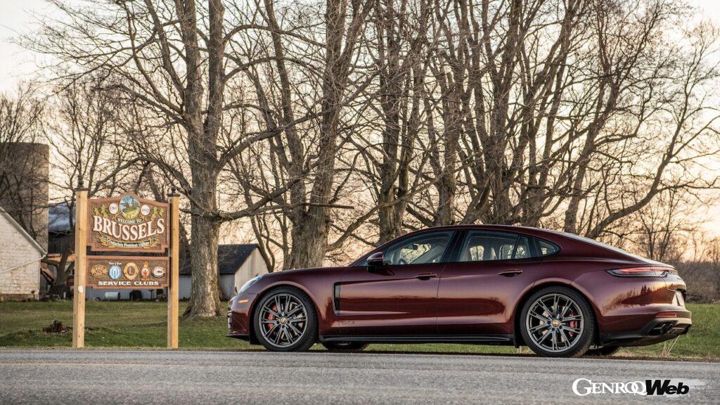 ポルシェの遮熱・遮音ガラスは、ガラスとポリビニル・ブチラール・フィルムの5層構造を採用。抜群の遮音性能だけでなく、さらに通常のガラスよりも軽く作られている。