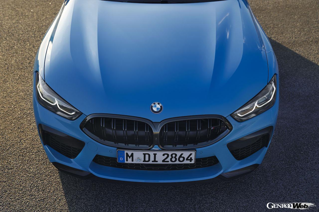 改良新型が登場した「M8 コンペティション クーペ」のエクステリア。