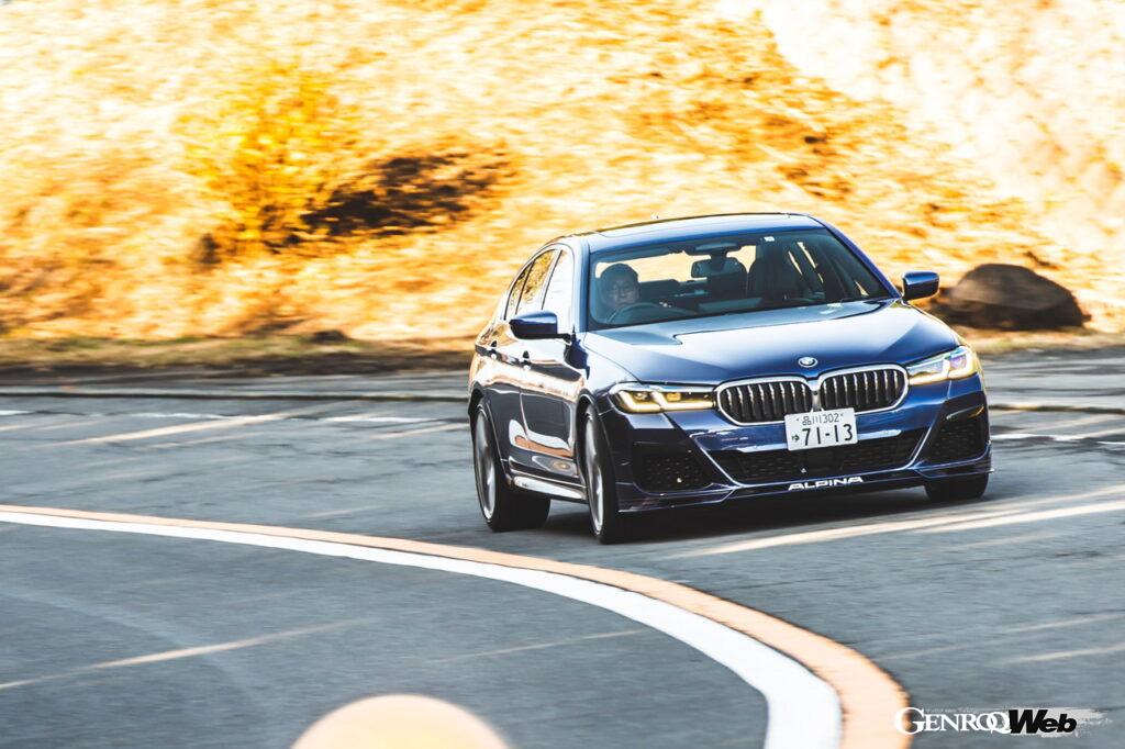 GOTY 2021-2022、BMW アルピナ B5の走行シーン