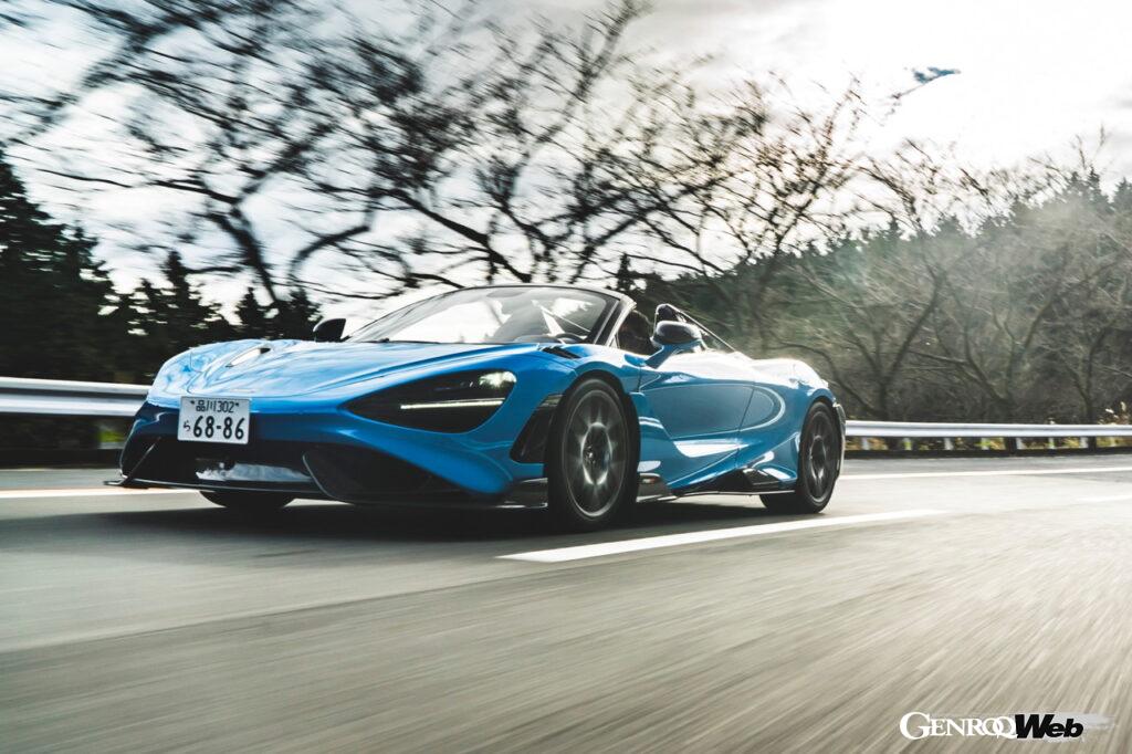 GOTY 2021-2022、マクラーレン 765 LT スパイダーの走行シーン