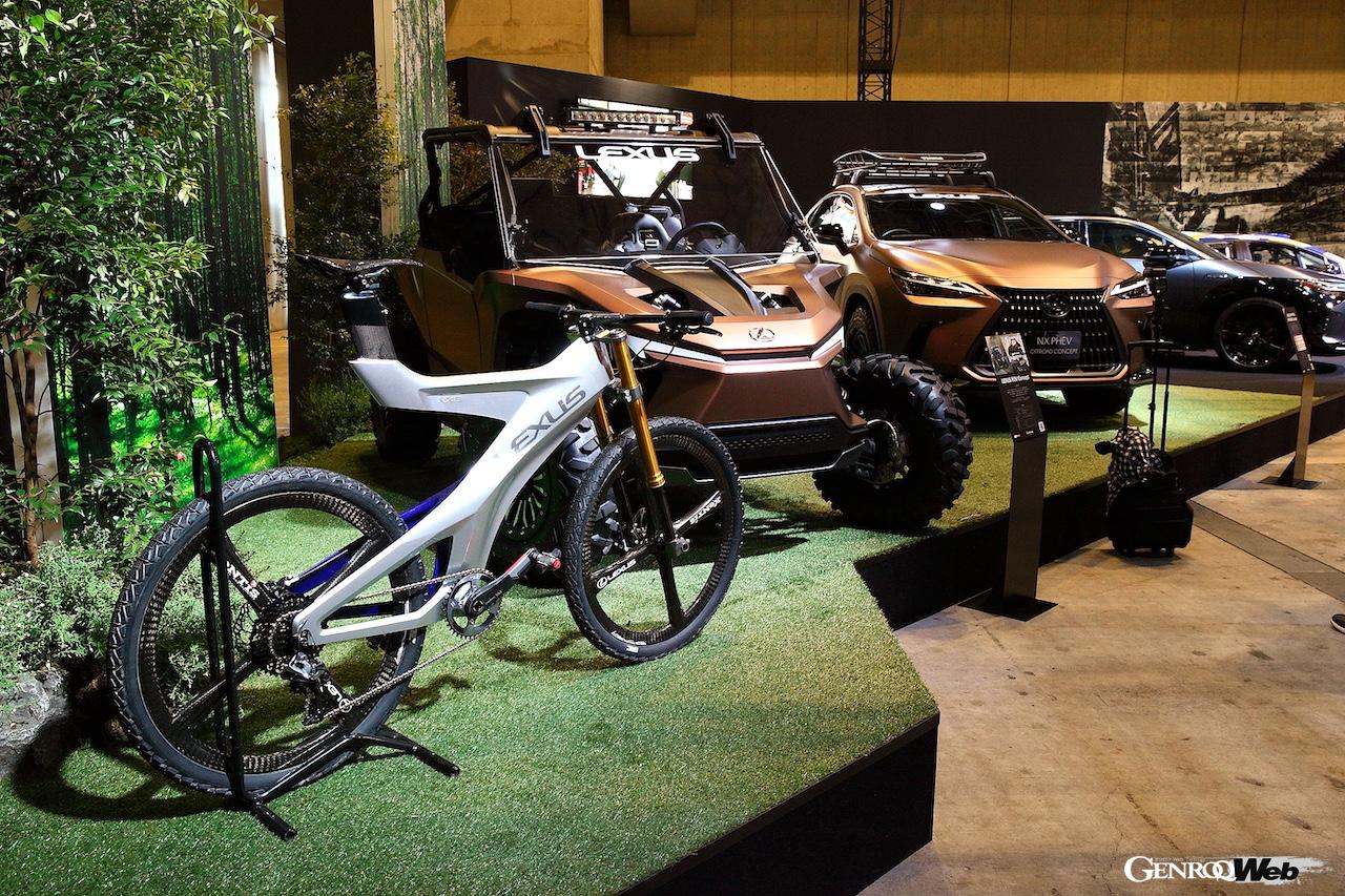 レクサスのコンセプトバイク、NXB
