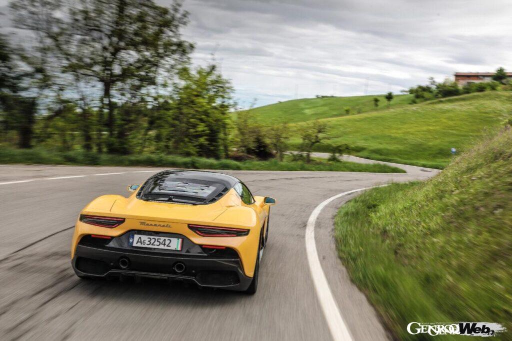 マセラティ MC20海外試乗記