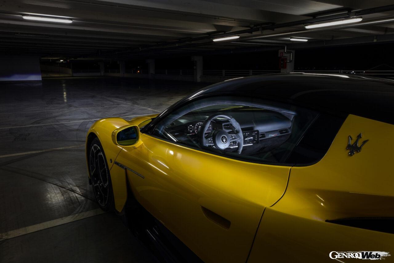 マセラティ MC20海外試乗記