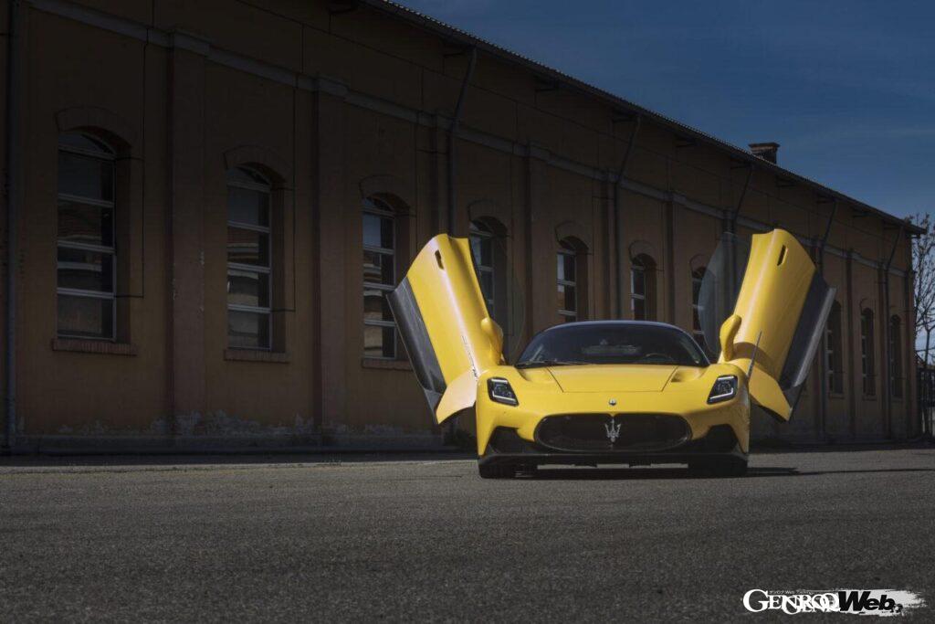 マセラティ MC20海外試乗記