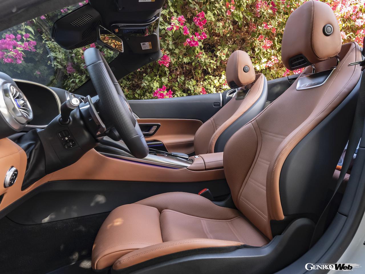 メルセデスAMG SL 55 4マティックプラスのシート