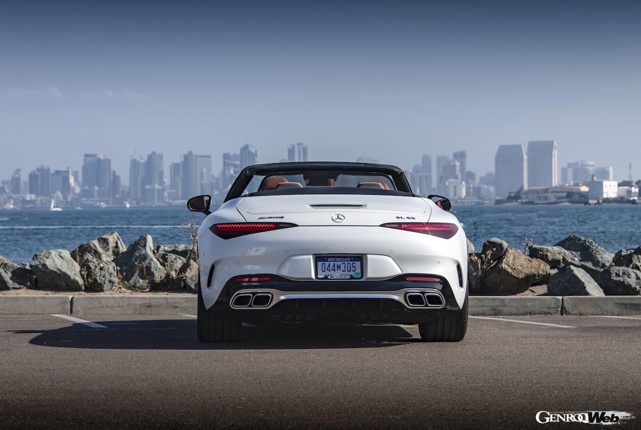 メルセデスAMG SL 55 4マティックプラスのリヤビュー