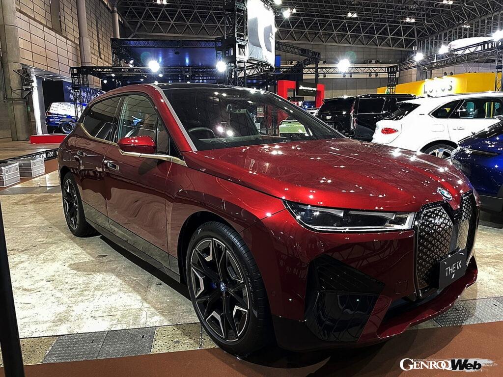 BMW iXのフロントスタイル