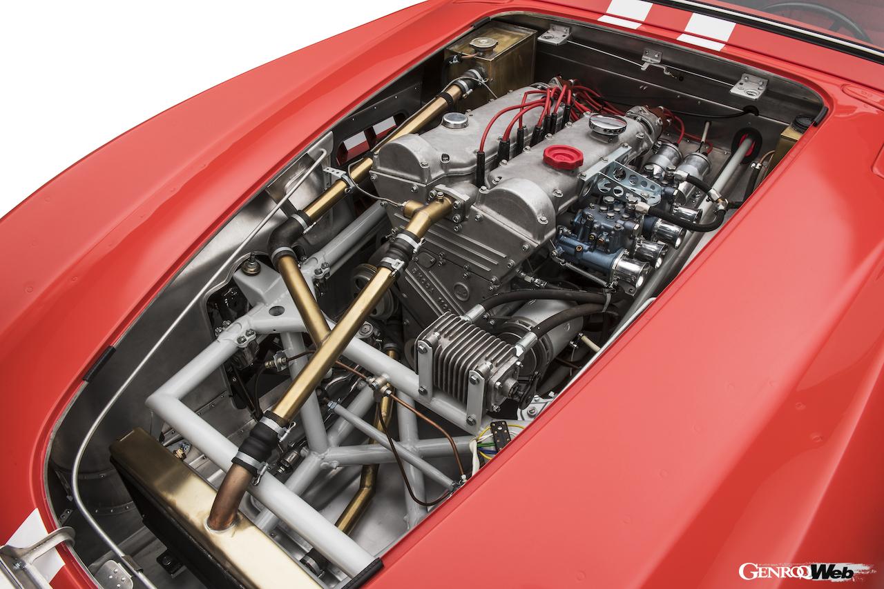 1950年代にチェコのシュコダが開発したレーシンブプロトタイプ「シュコダ 1100 OHC クーペ」のパワーユニット。