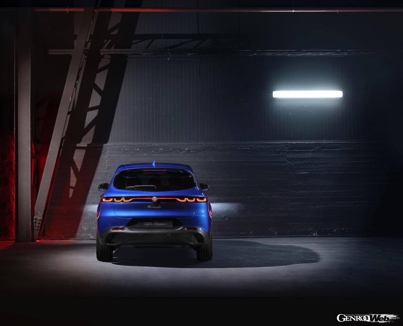 アルファロメオの新型コンパクトSUV「トナーレ」のエクステリア。