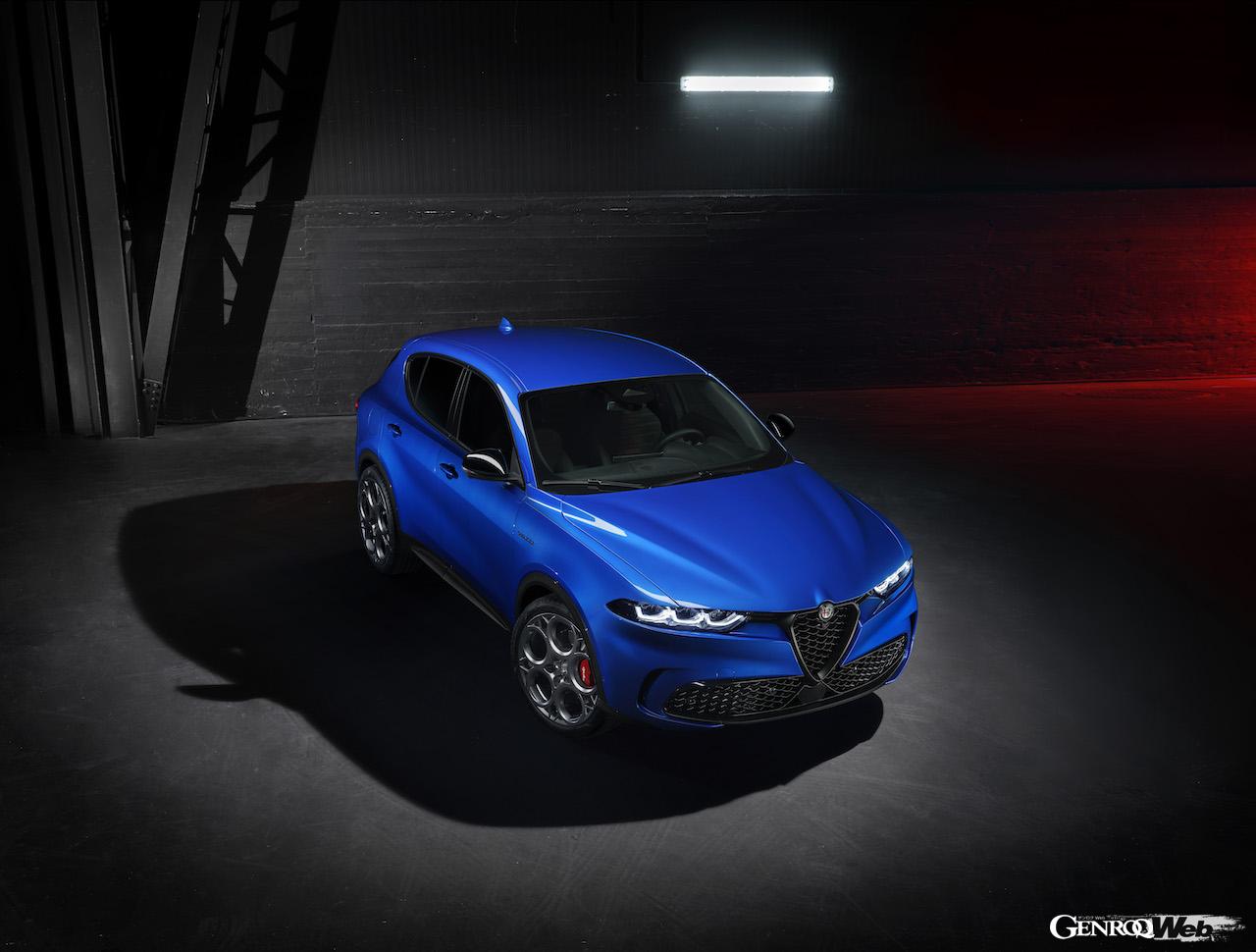 アルファロメオの新型コンパクトSUV「トナーレ」のエクステリア。