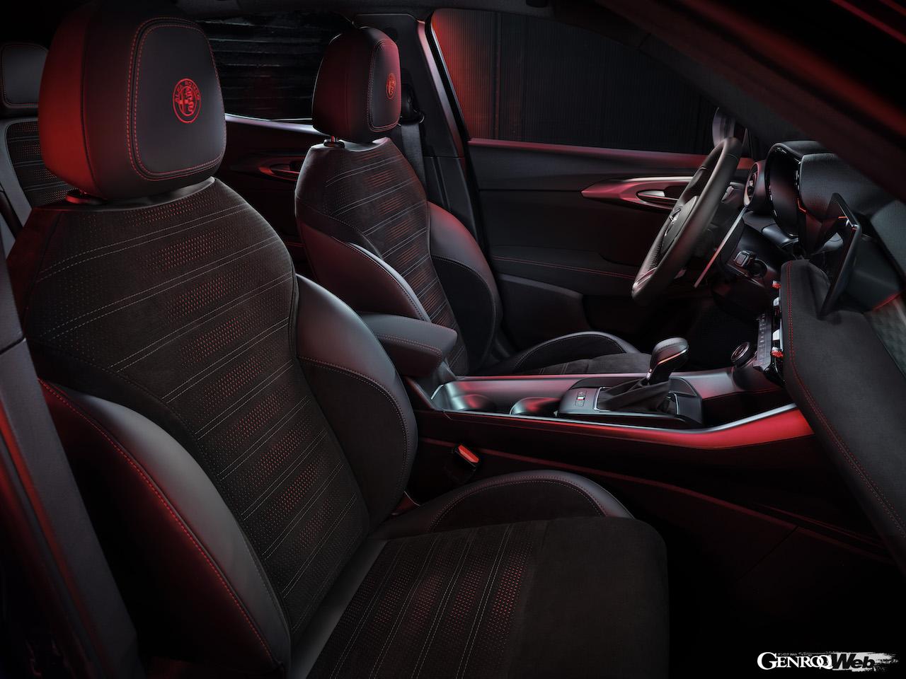 アルファロメオの新型コンパクトSUV「トナーレ」のインテリア。