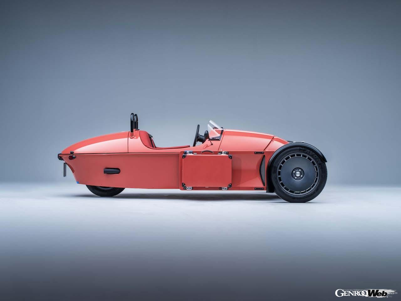 完全新規設計された3輪モデル「モーガン スーパー3」のエクステリア。