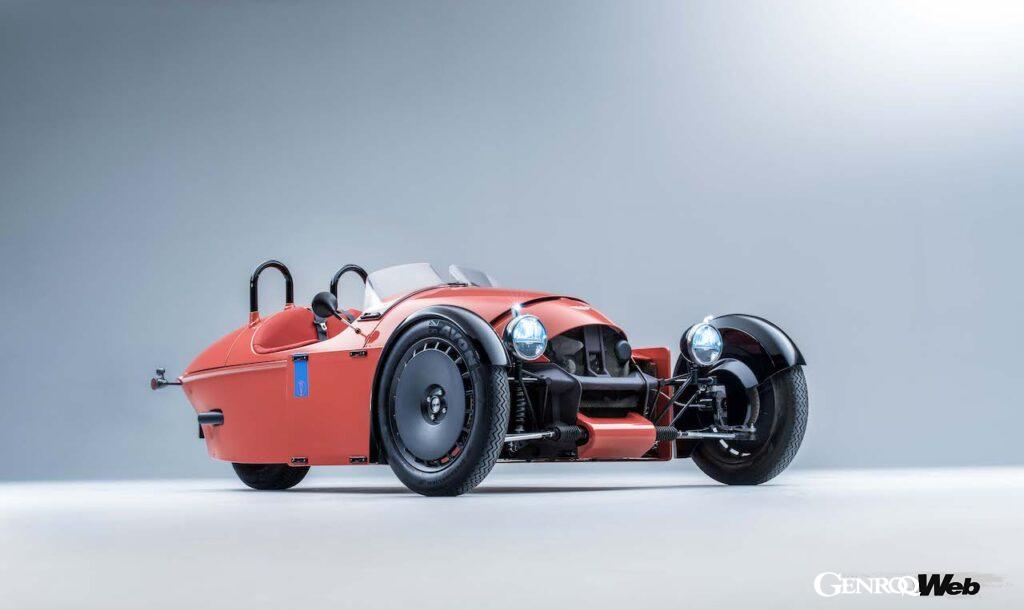 完全新規設計された3輪モデル「モーガン スーパー3」のエクステリア。