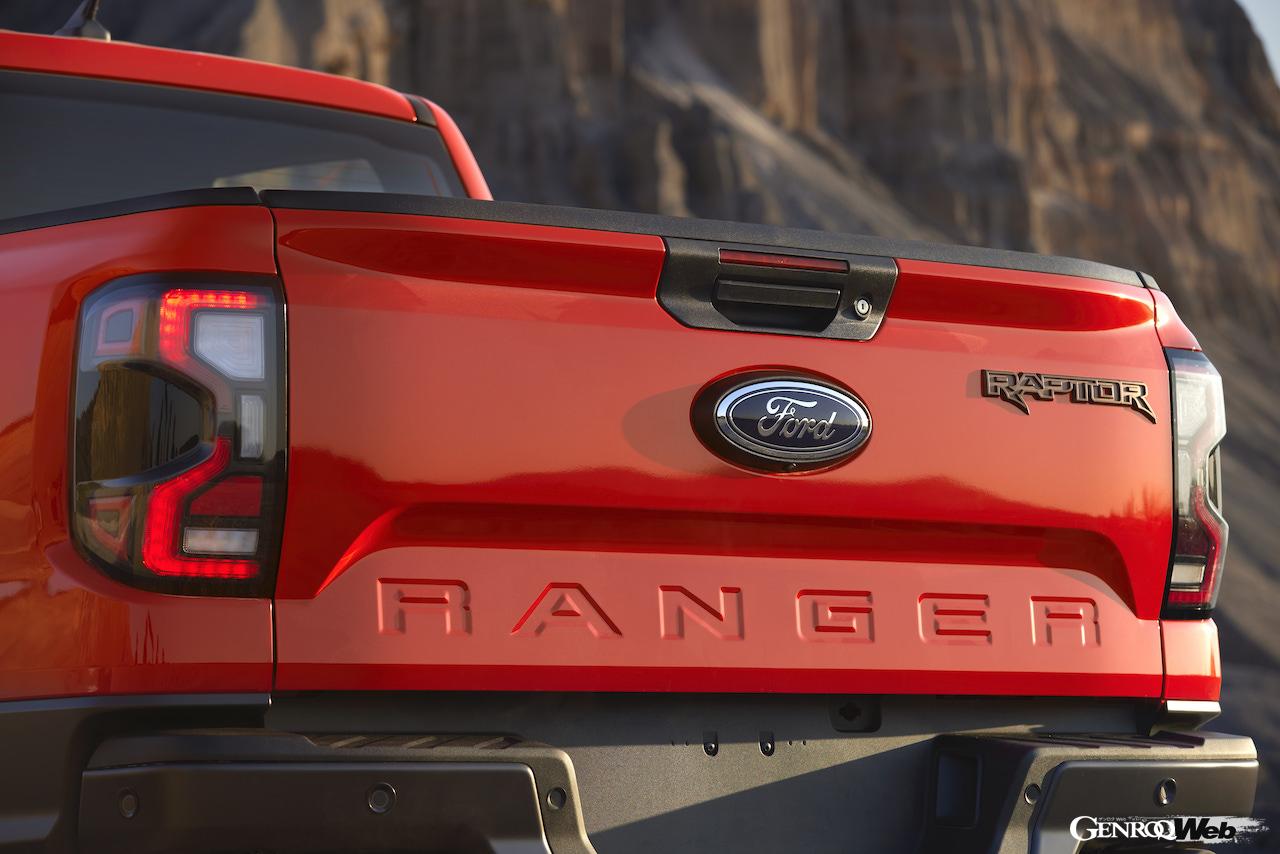 フォード レンジャー ラプター。エンブレム