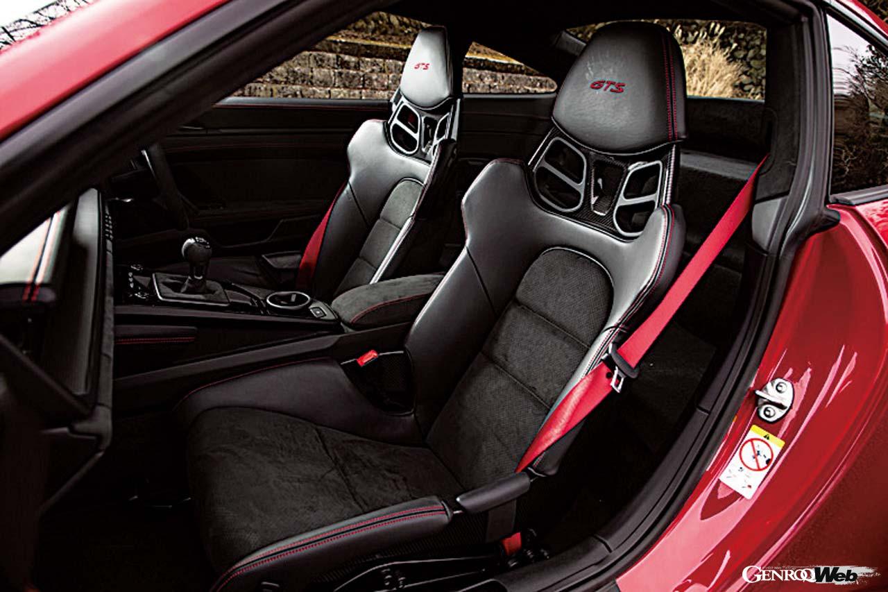 ポルシェ 911 カレラ GTSと718 ケイマン GTS 4.0のシート