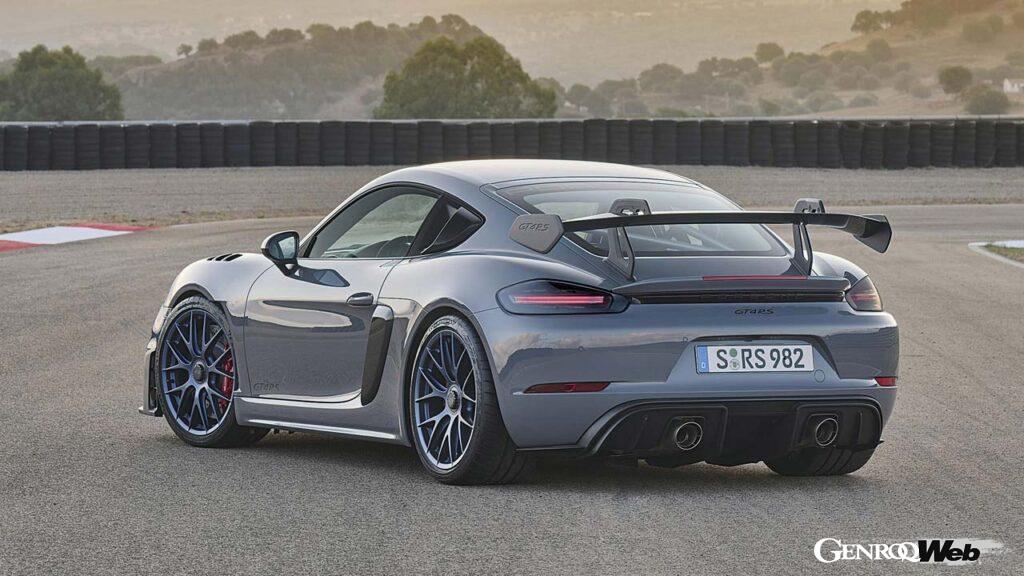 ポルシェ 718 ケイマン GT4 RSのリヤスタイル