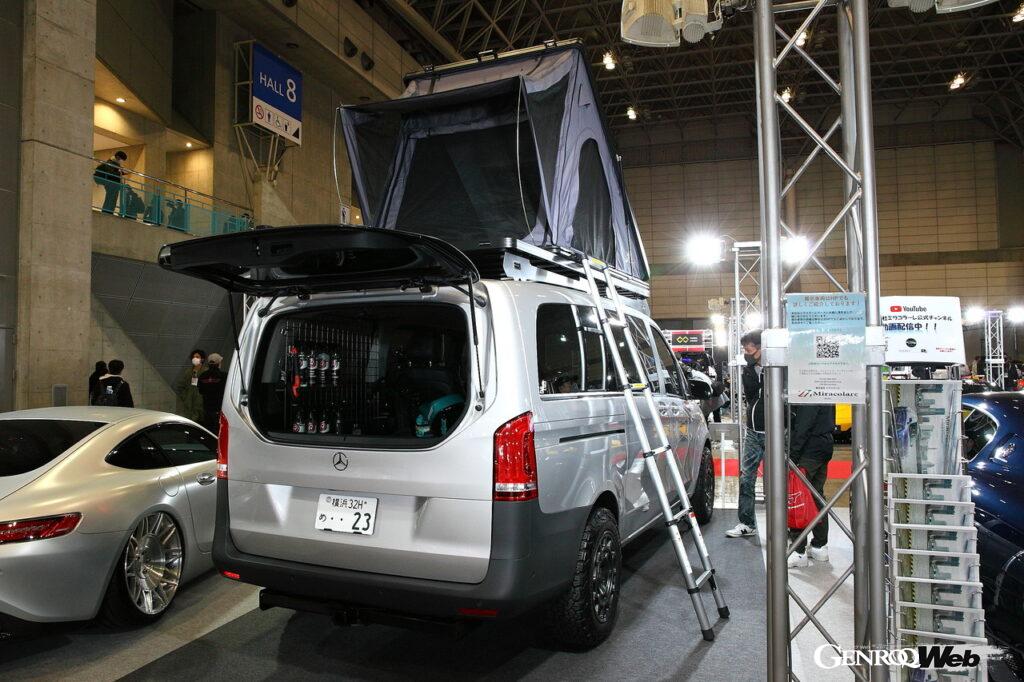 東京オートサロン2022、Stompin'arkの出展ブース