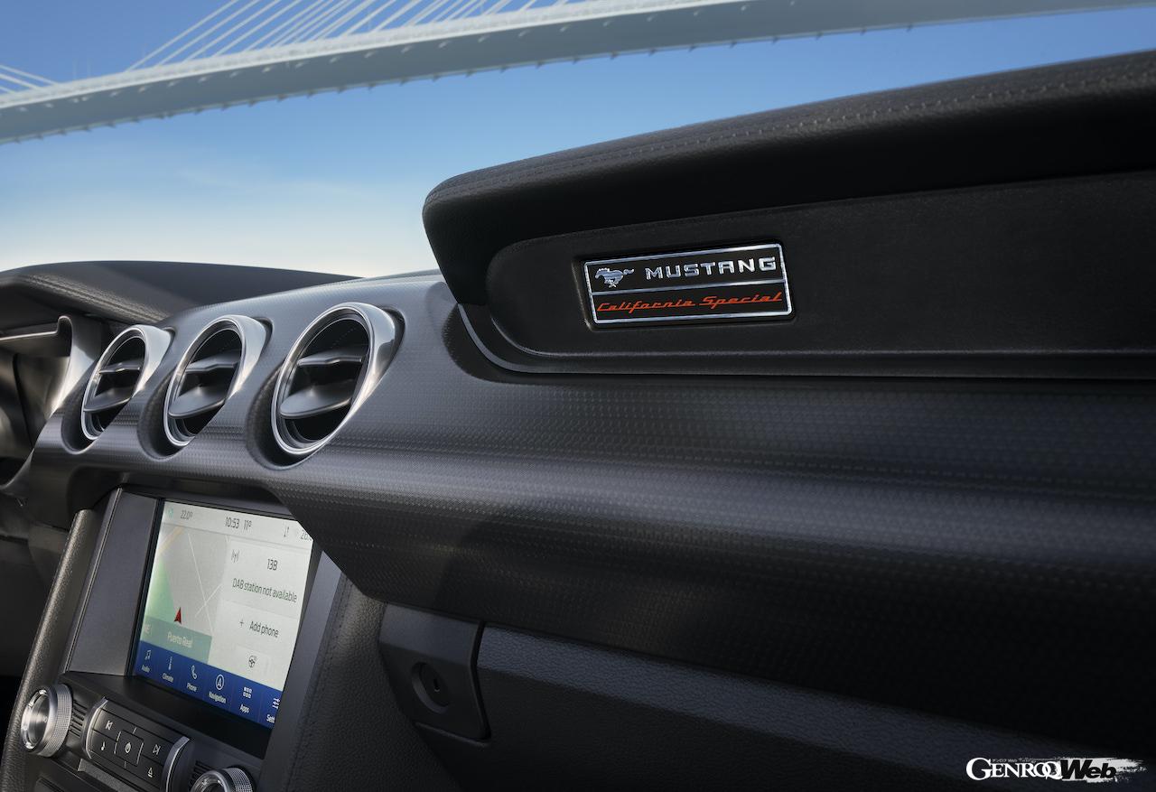 マスタング カリフォルニア スペシャルのインテリア