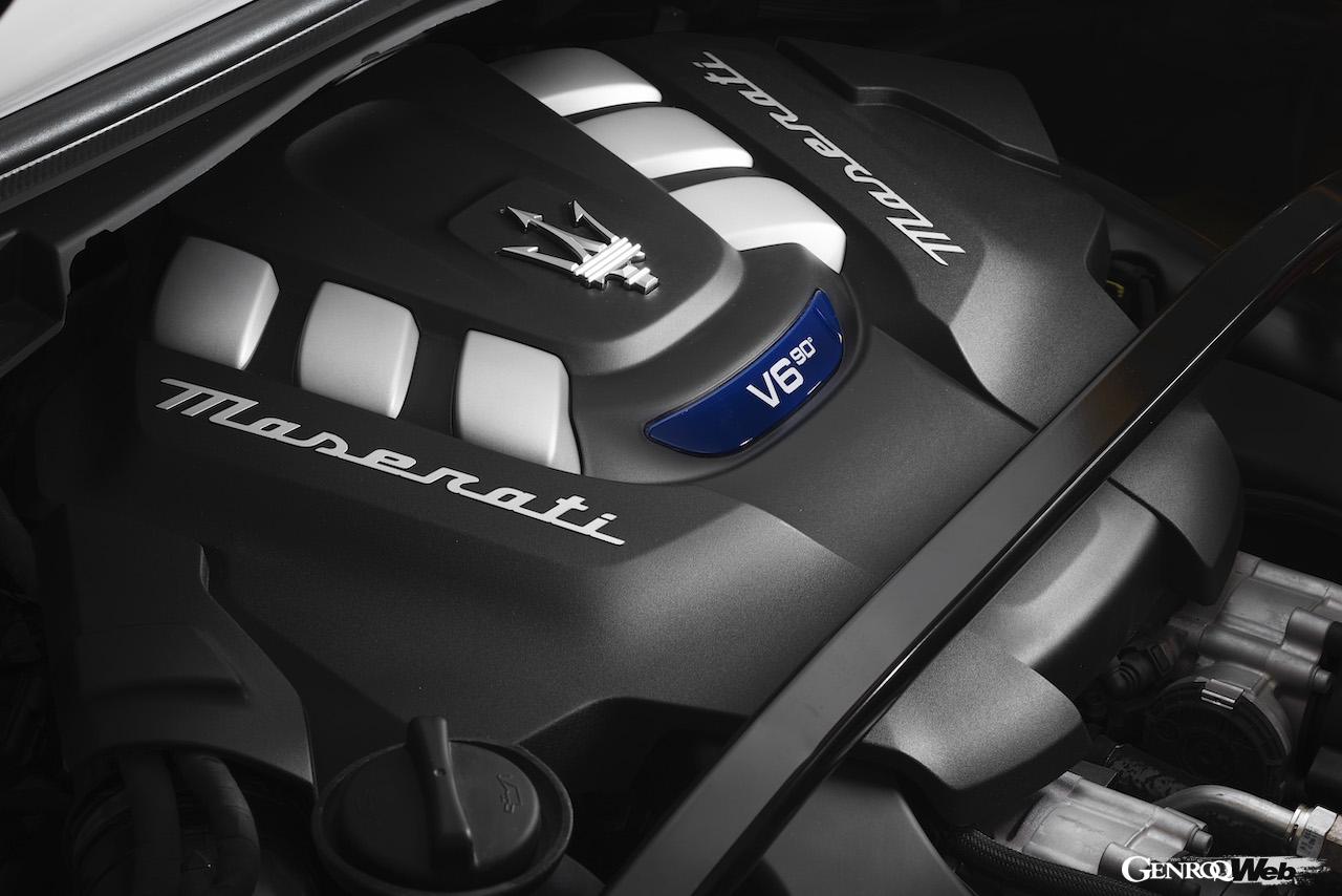 マセラティ グレカーレ トロフェオのV6エンジン