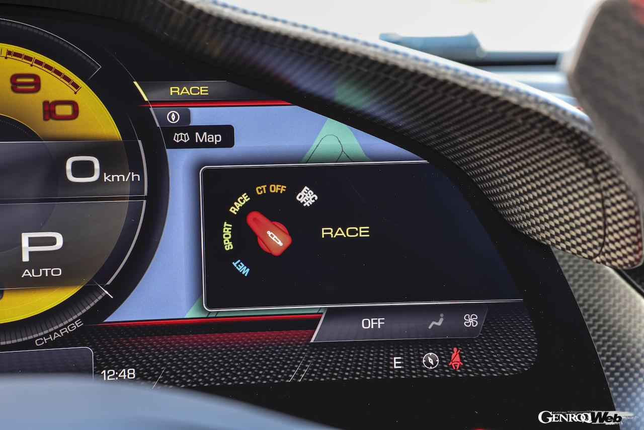 フェラーリ 296 GTBのメーターディスプレイ