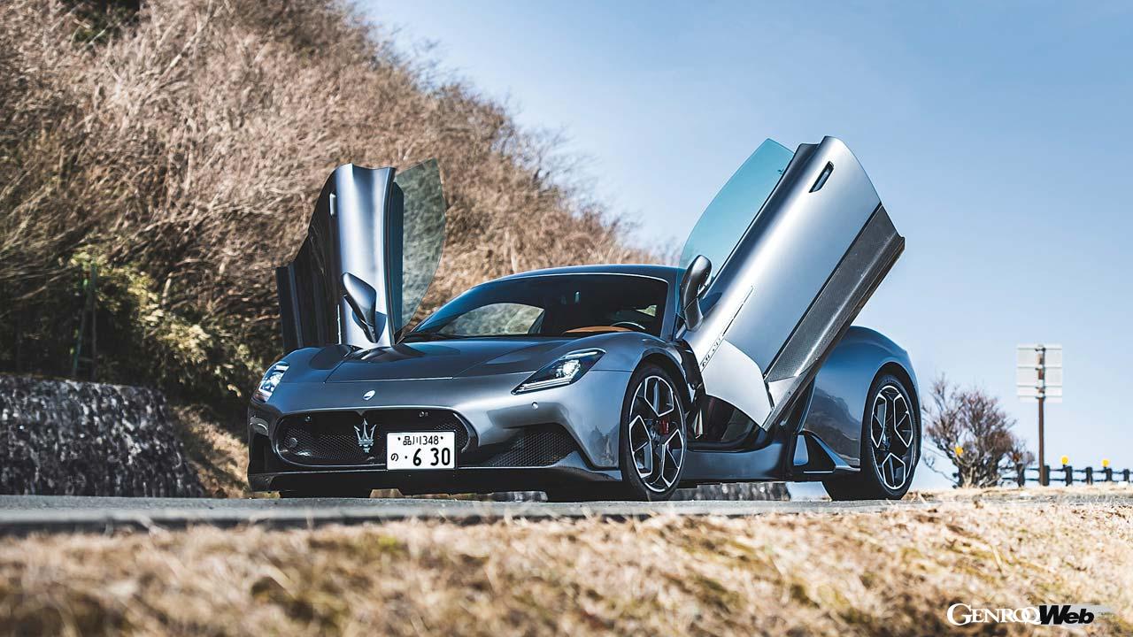 マセラティ MC20のフロントスタイル