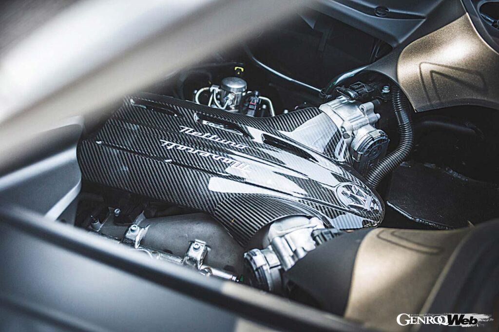 マセラティ MC20のエンジン