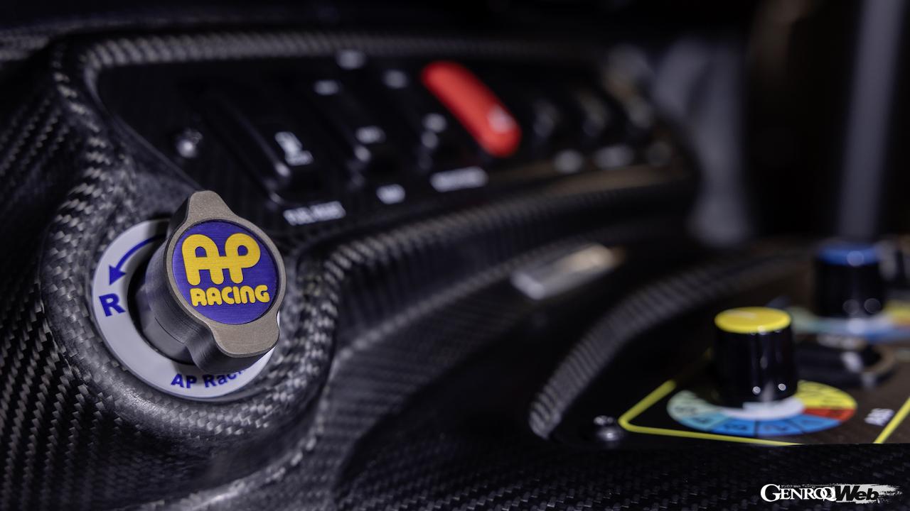 メルセデスAMG GT トラックシリーズのセンターコンソール