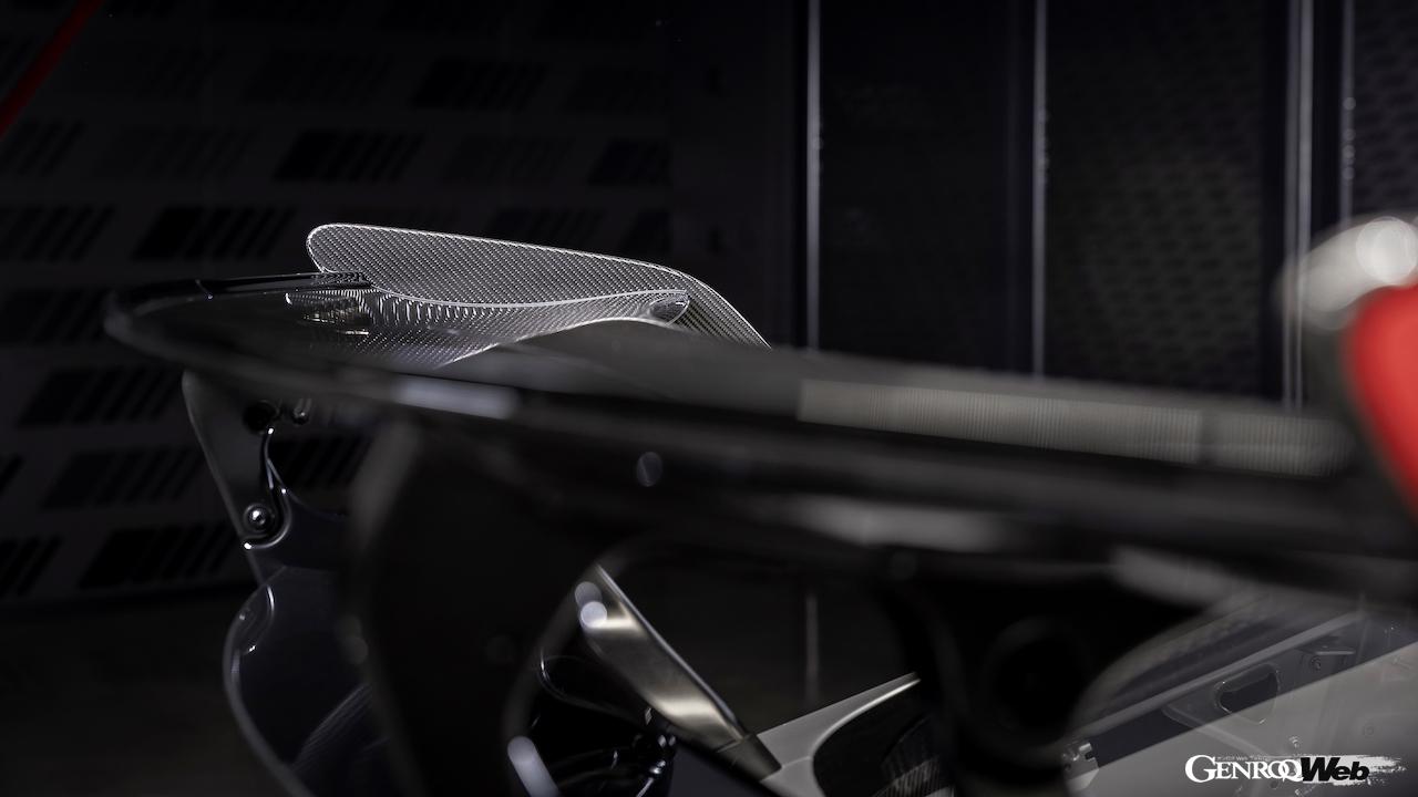 メルセデスAMG GT トラックシリーズのリヤウイング