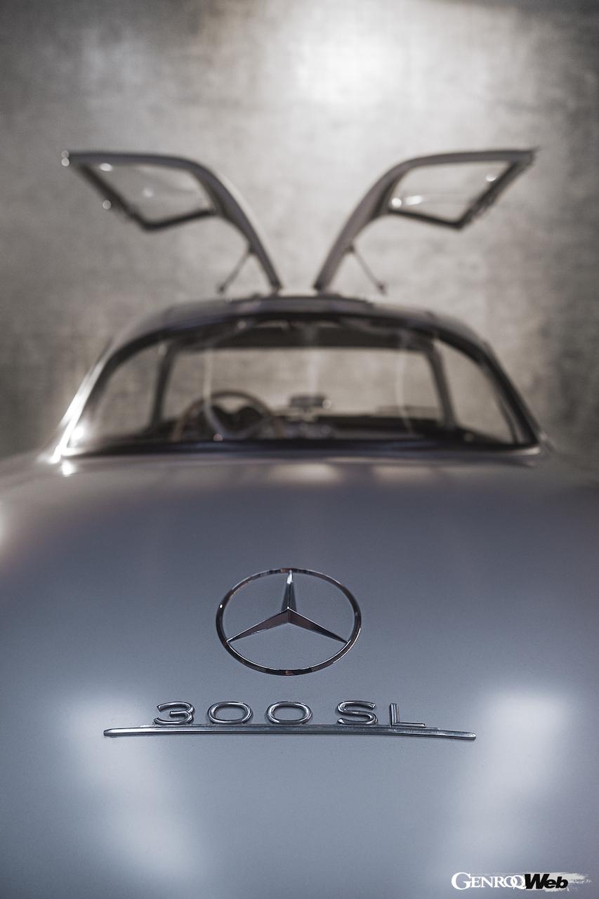 メルセデス・ベンツSLのルーツ、1953年シーズンのために作られた300SL プロトタイプレーシングカー（W194/11）。リヤビュー