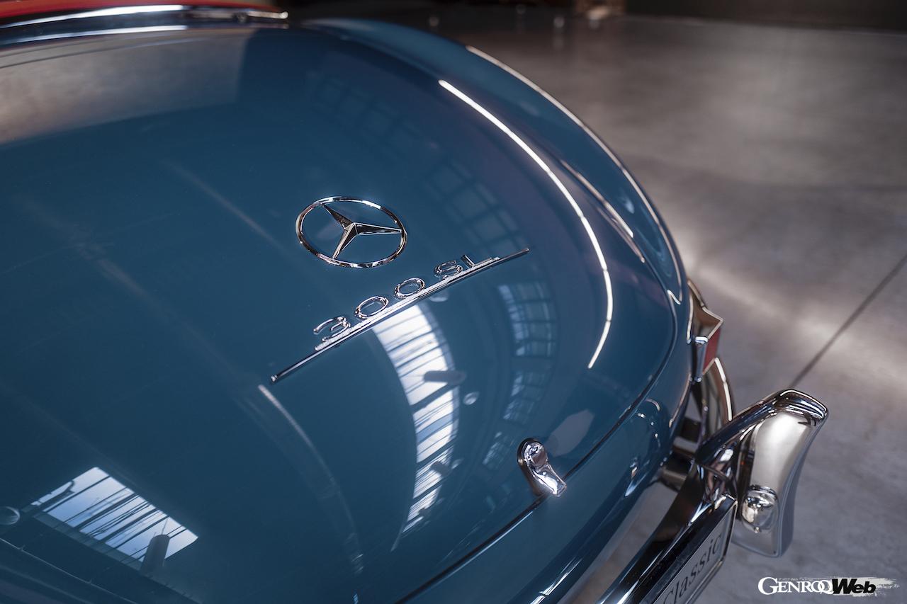 メルセデス・ベンツSLの過去モデル。1960年の300SLロードスター（W198）。リヤセクション