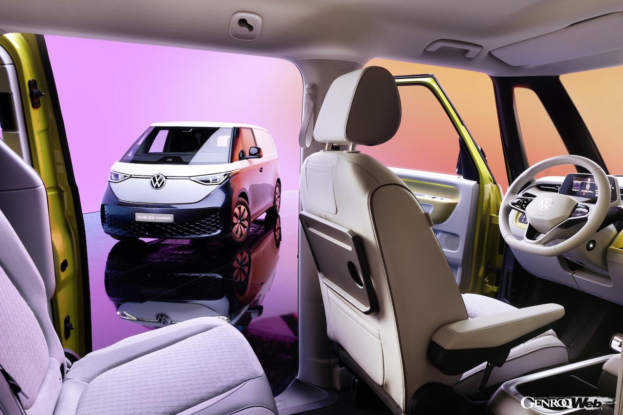 フォルクスワーゲンの新型EV、ID. Buzzと商用仕様のID. Buzzカーゴ