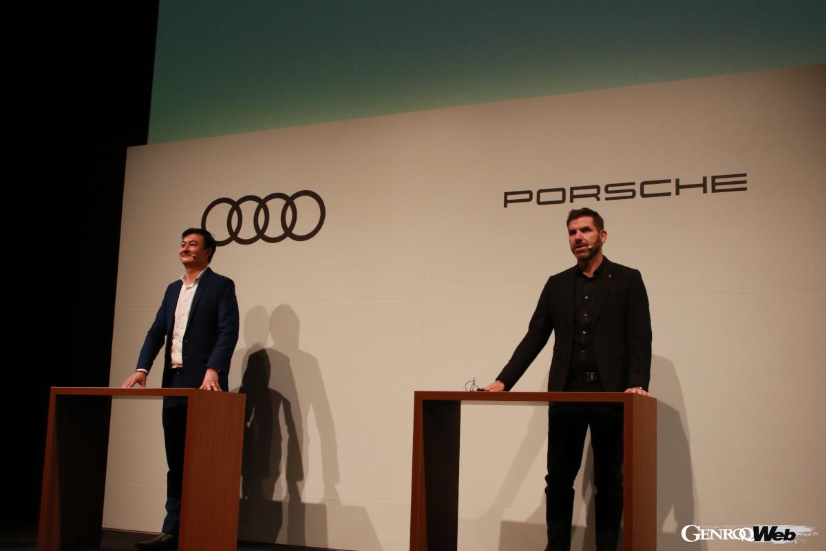 プレミアム チャージング アライアンス業務提携の調印を行うアウディジャパンブランドディレクター、マティアス・シェパースとポルシェジャパン代表取締役社長ミヒャエル・キルシュ。