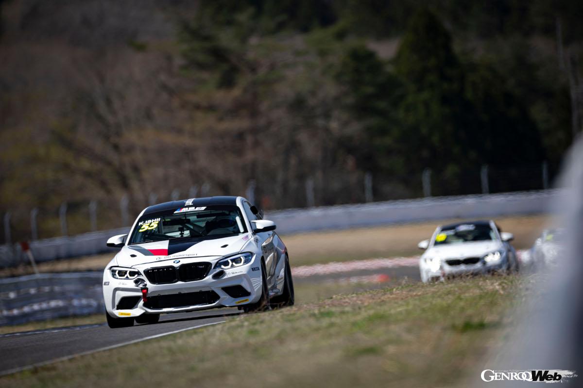 第1戦予選3番手から2位に追い上げた石井一輝選手（♯55 M2 CS Racing ダイワグループ）。