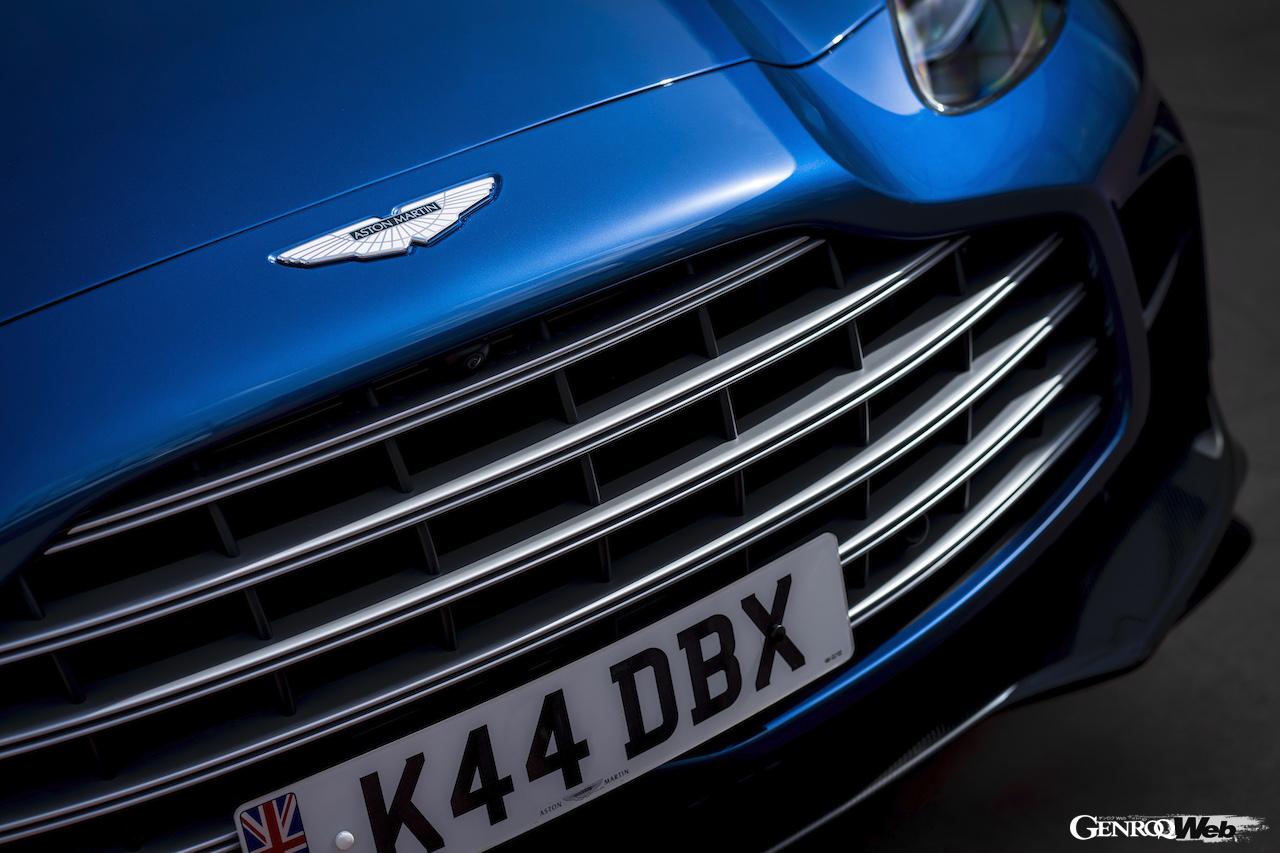アストンマーティン DBX707。フロントグリル