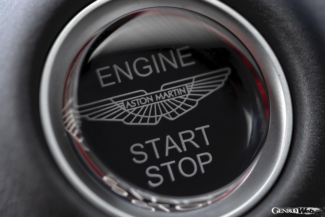 アストンマーティン DBX707。エンジンスタート＆ストップボタン
