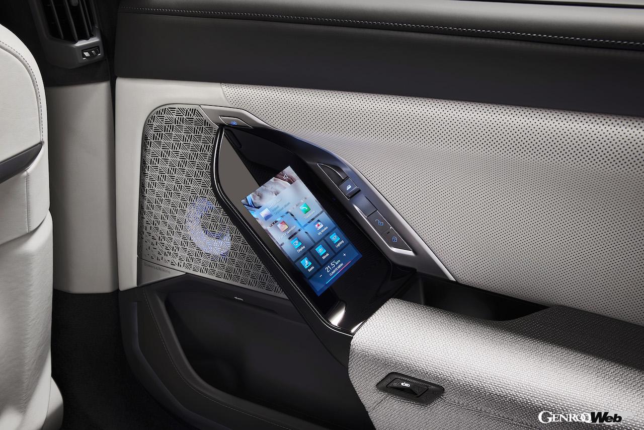 新型BMW 7シリーズのリヤドア